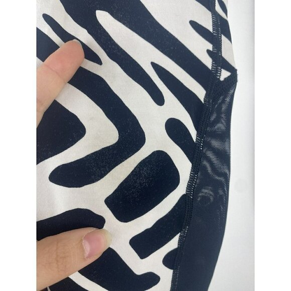 Nike Womens Leggings Size S Black White Printed Mesh Full Length Graphic - Picture 2 of 10
